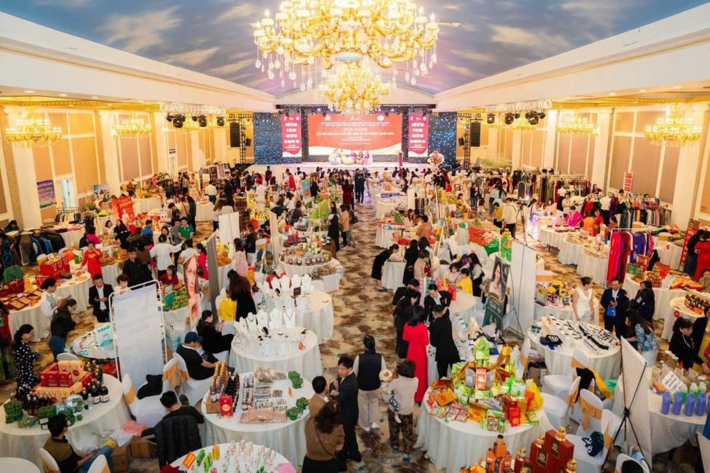 Sự kiện Hội nghị kết nối cung cầu Ưu tiên dùng hàng Việt - Hội nữ Doanh Nhân tỉnh Hải Dương